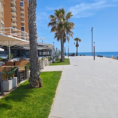 Floor With Terrace Near The Lägenhet *