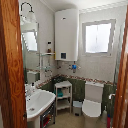 Апартаменты Floor With Terrace Near The Торевьиа