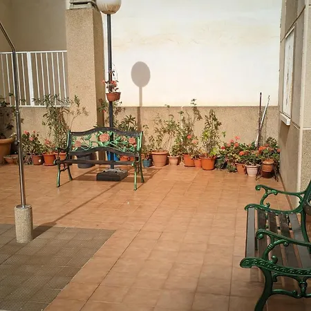 דירה Floor With Terrace Near The טורבייחה
