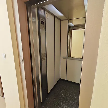 דירה Floor With Terrace Near The *